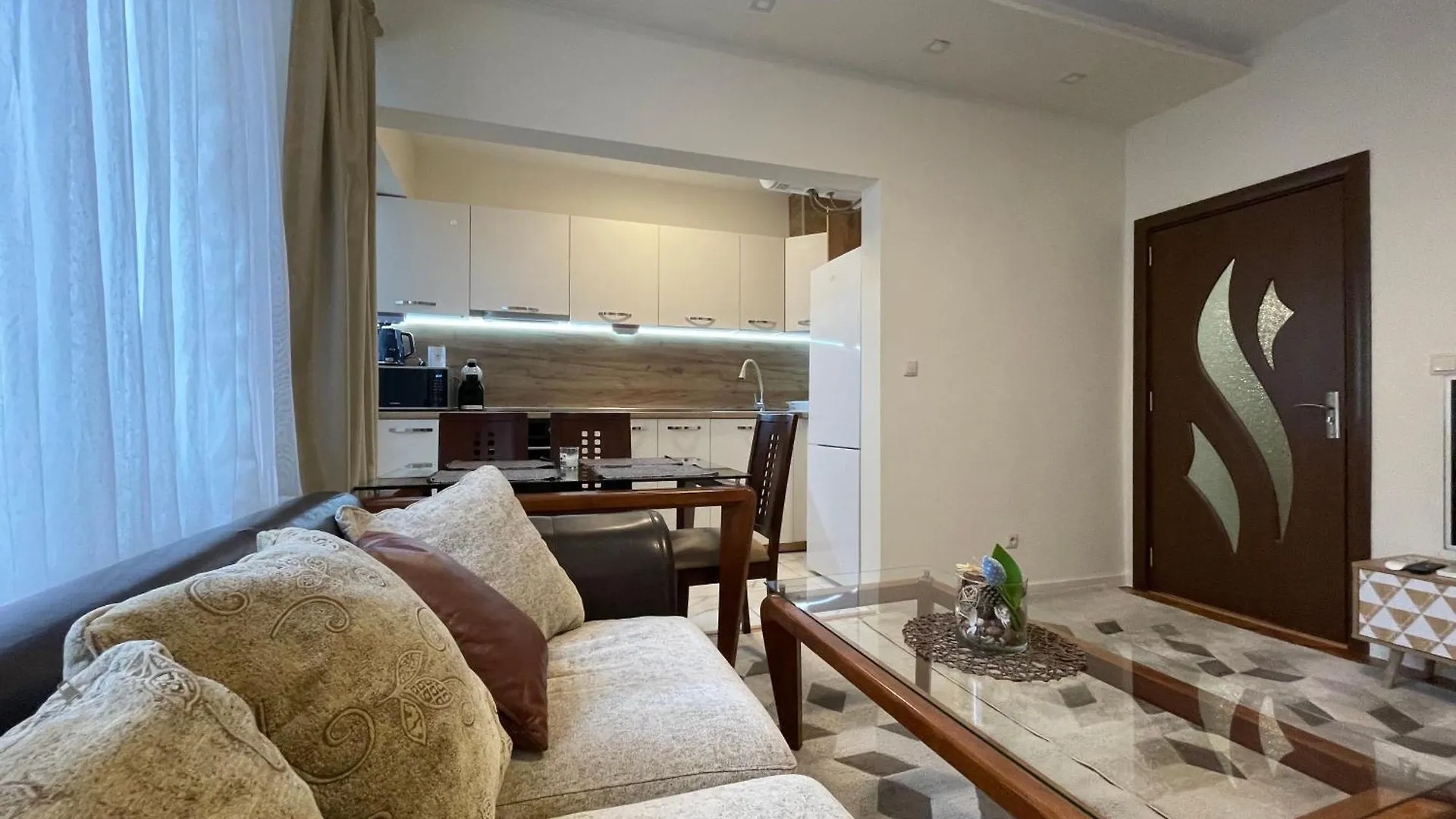 Apartment The Room بورغاس 0*,  بلغاريا